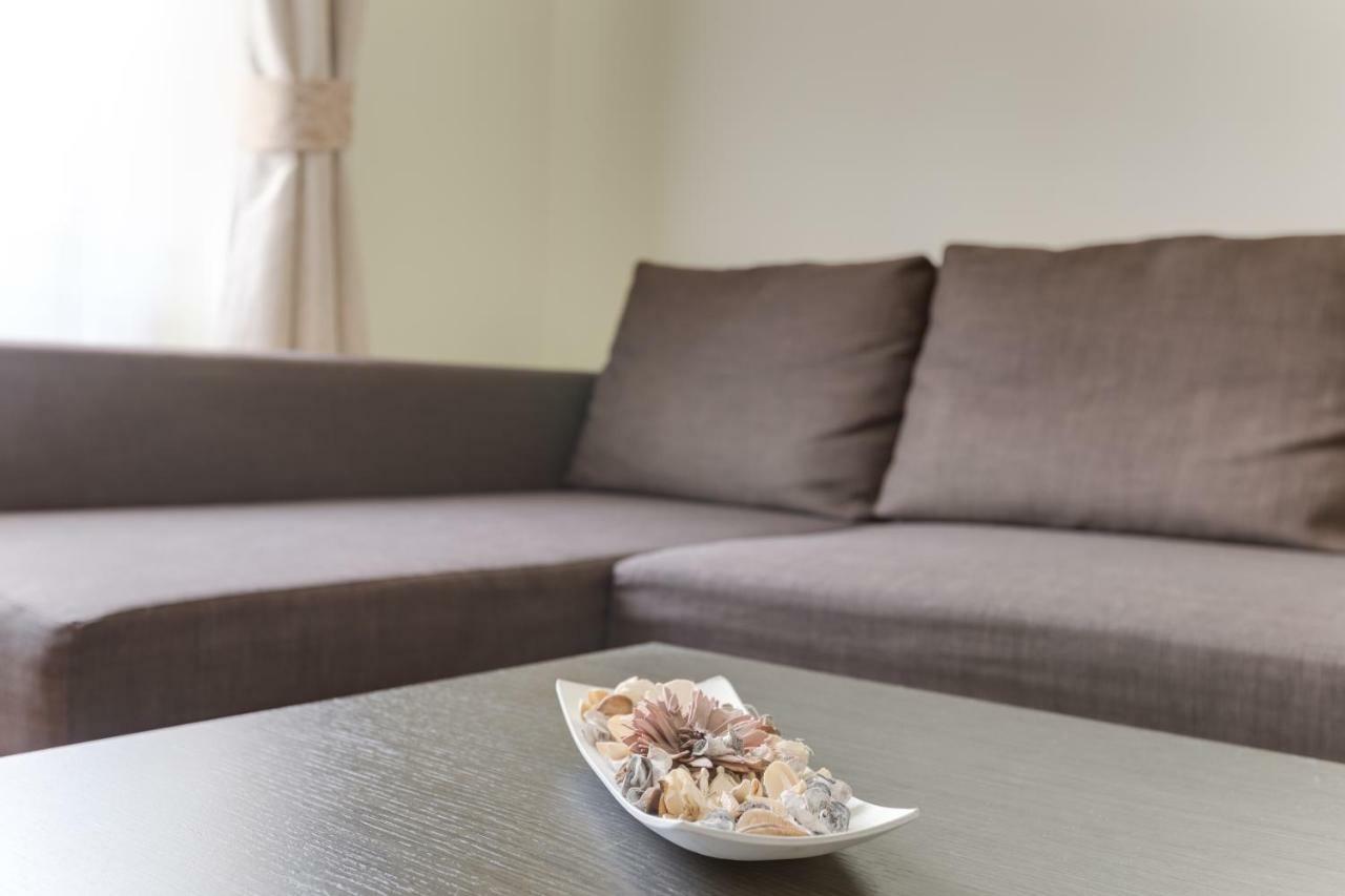 Apartment Halkova 5 Praag Buitenkant foto